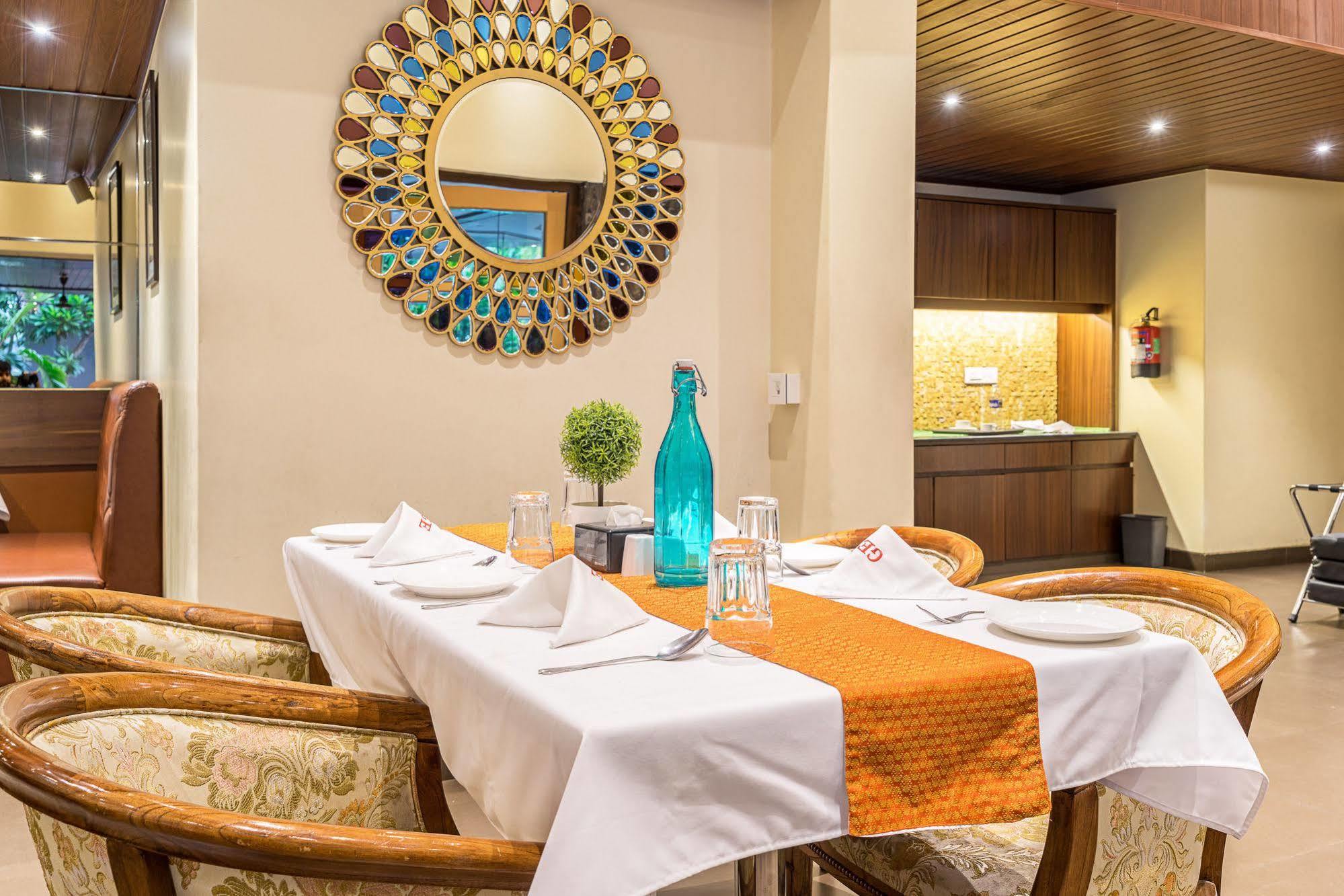 Treebo Premium Grand Emerald Pimpri-Chinchwad Bagian luar foto