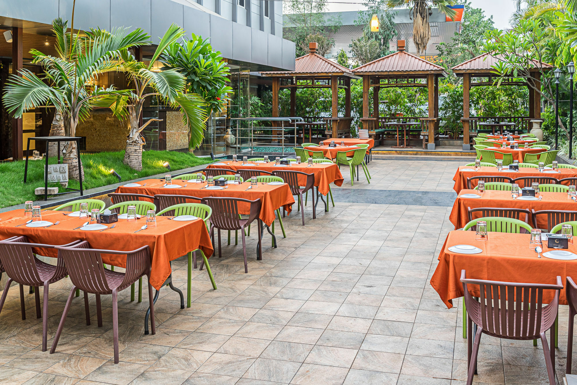Treebo Premium Grand Emerald Pimpri-Chinchwad Bagian luar foto